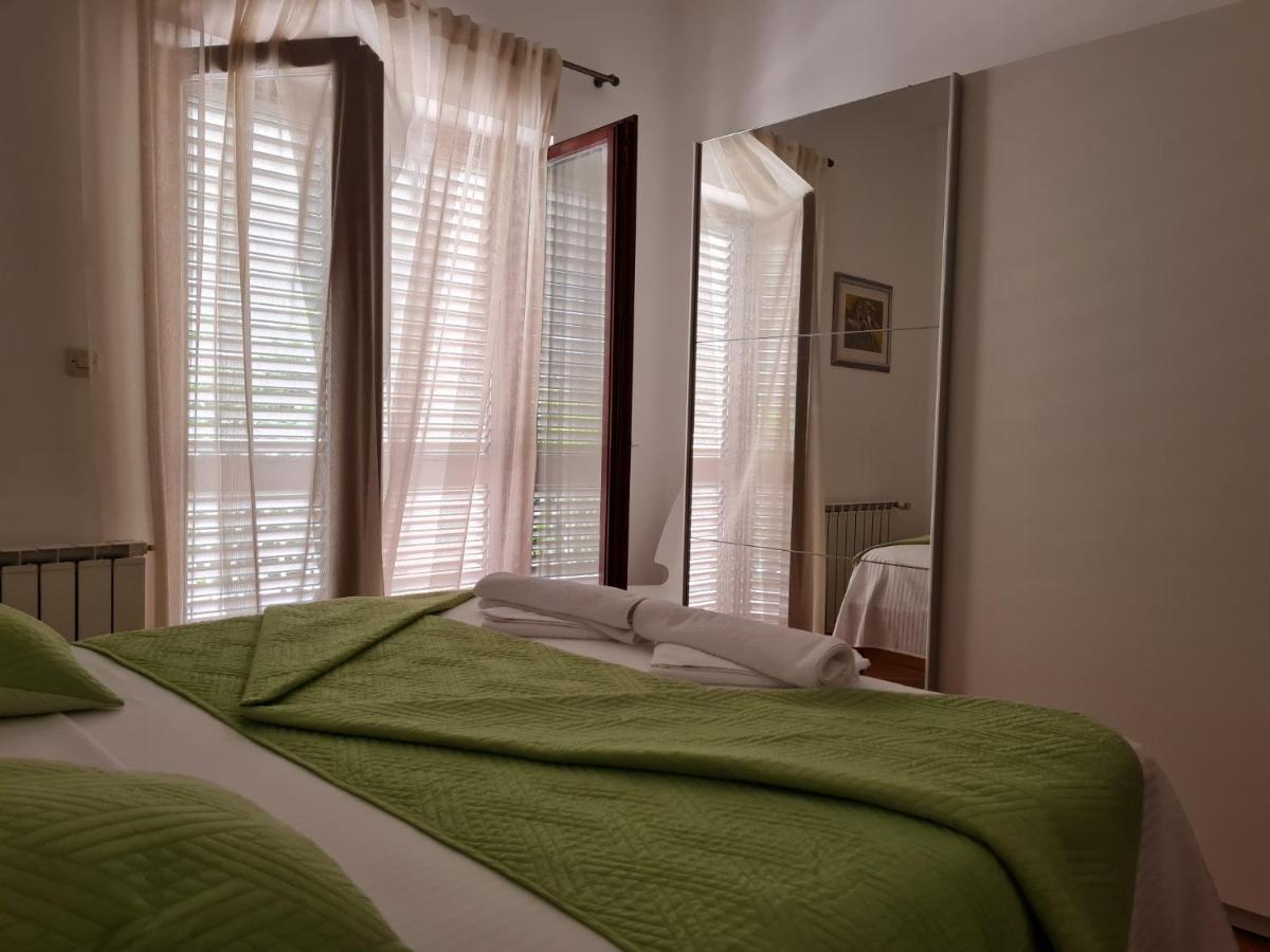 Guesthouse Ante Split Bagian luar foto